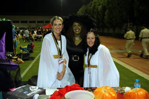 At the school's trick or treat night, I hosted a table (Wes was in Dallas) with my friends Tiffany (witch) and Kristy (fellow Greek Goddess.)