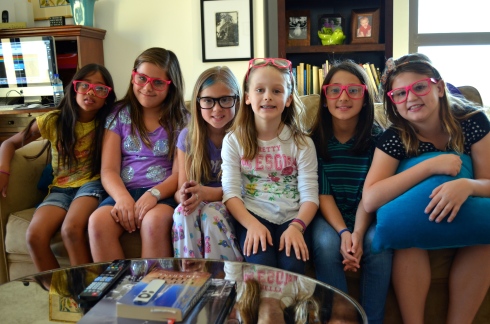 The girls and their nerd glasses.