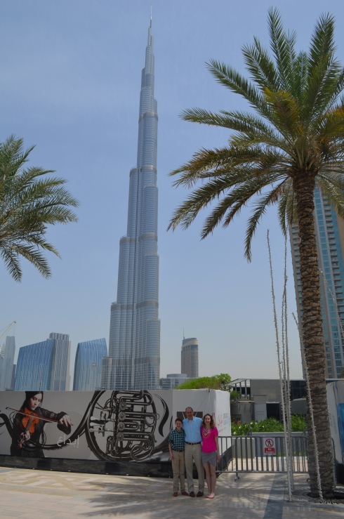 Buergers in front of the Burj.